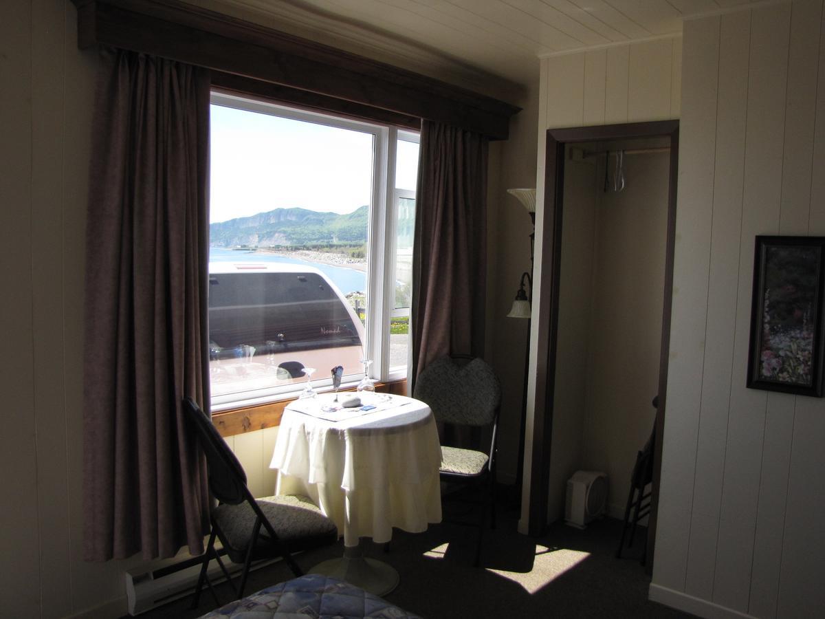 Motel Du Haut Phare Cap-des-Rosiers ห้อง รูปภาพ